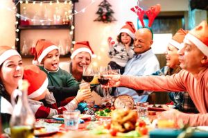 familia reunida en navidades